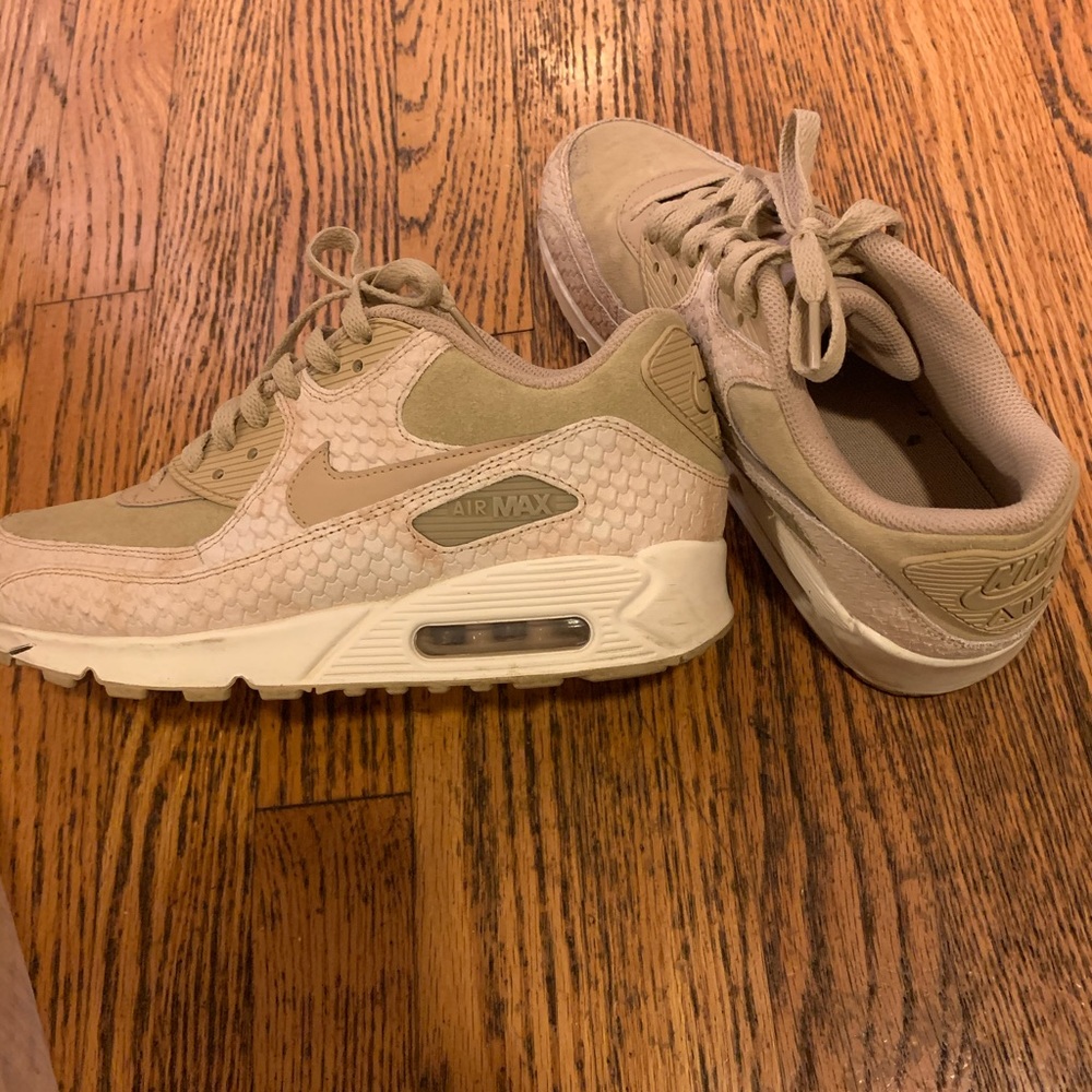 Nike air max